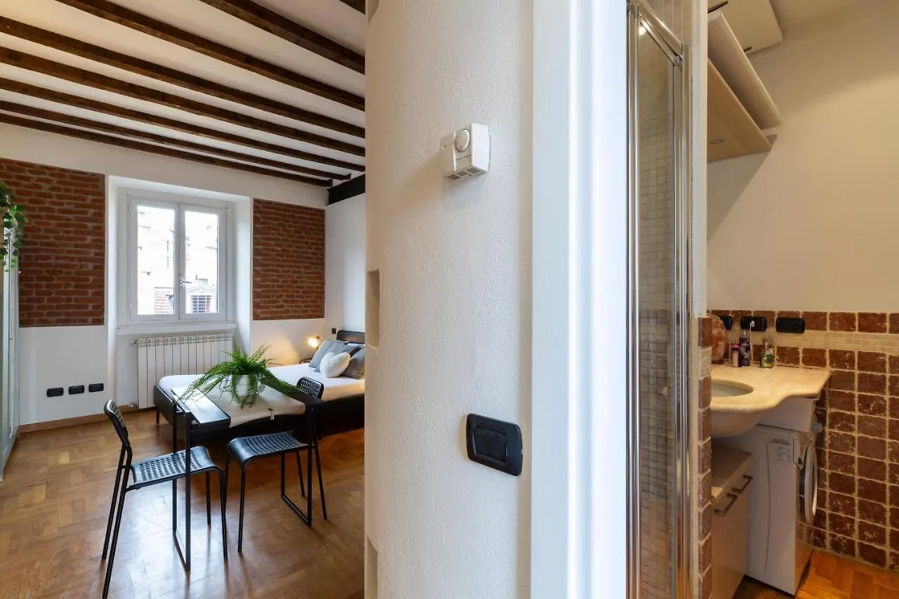Pit Stop - Navigli Studio Milan Apartment