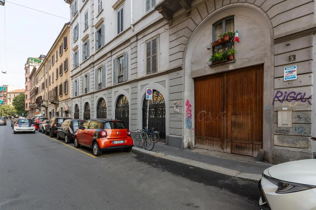 Pit Stop - Navigli Studio Milano
